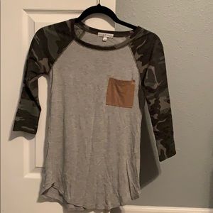 Camo sleeve top